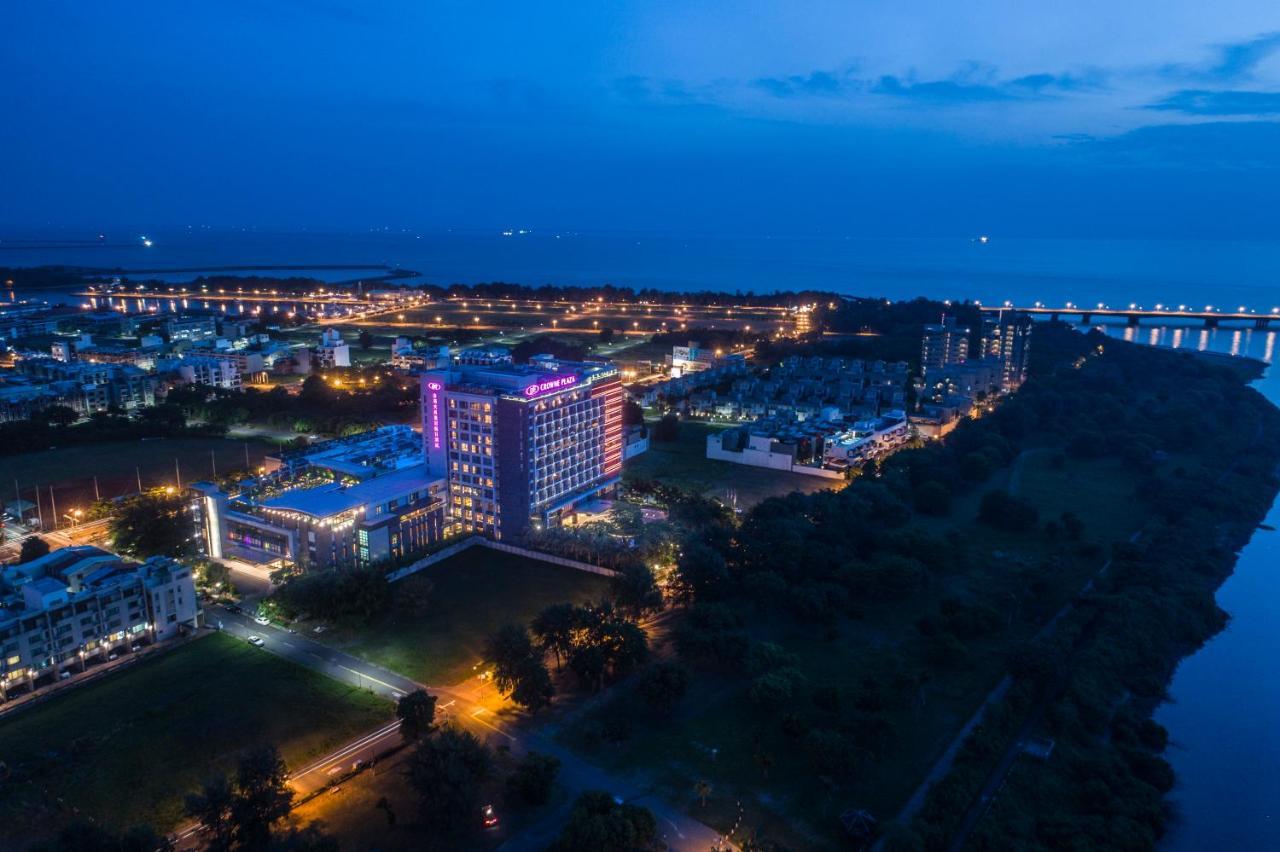 Crowne Plaza Tainan, An Ihg Hotel Anping Exterior photo